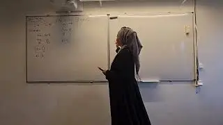 Matematik nivå 1 ekvationer med variabel i både vänsterled och högerled samt parenteser.