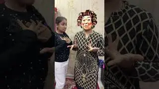 Santa Claus ne bati chocolate 🍫￼#emotional #christmas #ashortaday #malhotrafamilychannel