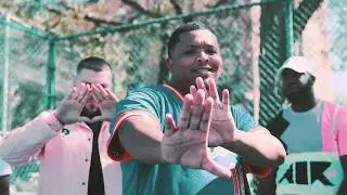 Franchise - Roc-A-Fella Chain (OFFICIAL VIDEO)