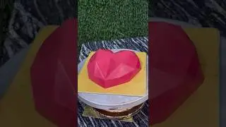 Hammer cake ##hammercake #pinatacake  #redpinatacaje #ytshorts #heartcake #viralvideo