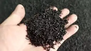The pellets made by rotary drum churning granulator