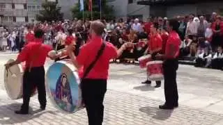 Tambores portugueses en las fiestas de Boiro