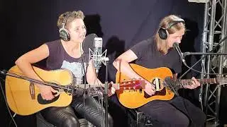 Back To The Ocean - Just (acoustic live performance at Slowart Studio, Warsaw)