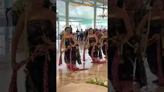 Tari Sakral Mangkunegara Bedhaya Anglir Mendung #ayokesolo #wisatasolo #budayasolo