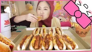 10 HOT DOGS in 10 MINUTES CHALLENGE!!