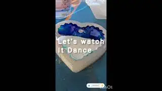 How does Resin Make this Cool Heart ?