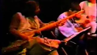 Izatullah Mujadeddi (Aziz Herawi) Afghan dutar & rebab.wmv