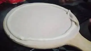 explicando como abrir massa de pizza e como fazer borda recheada
