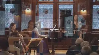 R.Strauss: Morgen Op. 27 Nr. 4 by Romana Kaiser, Isabel Pfefferkorn, Anna Reichert