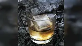 Review: Ice Cube Molds &ndash; 2-Pack Silicone Trays for 8 Large Square Cubes &ndash; Slow-Melt Ice for Wh...