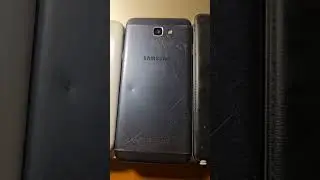 Plastic vs metal vs leather vs glass back! #samsung #shorts