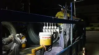 Tire Changer A+拆胎機工作現場實錄一刀未剪 拆裝兩條調胎一條22分31秒 工作效率真高 施工過程步驟完整流暢簡潔 輪胎店老板 您可以有更好的選擇
