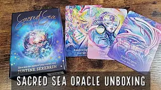 Sacred Sea Oracle | Unboxing and Flip Through