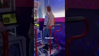 Arcade Berlin: Advanced vs Beginner 😱😰 #berlin #arcade #pumpitup #games