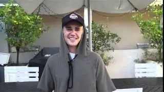 Universal Music Norge: Justin Bieber saying he'll be in Oslo Norway on October 29 2015 - LA 13/10/15