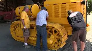 A Peek Under The Hood Of And Starting The 1933 Caterpillar SIXTY FIVE At Vista, California 6-24-17