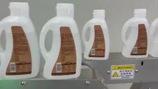 MPC-DS Automatic 2 sides labeling machine for cooking oil bottle