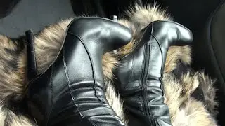 Boots on Fur :)Look what I found/BOOTS,BOOTS,BOOTS