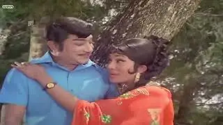 Missing Video song VARUVAN MOHANA RUPAN ENA KATHTHIRUNDHA KANNIYAVAL - S. JANAKI - PONNOONJAL