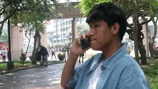 CELULAR  EN EL PARQUE  (Cortometraje)