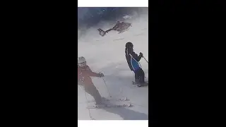 Elicottero atterra in pista