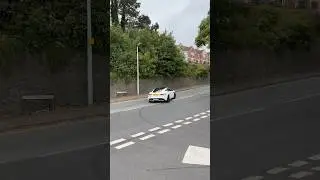 Jaguar F-Type V8 R