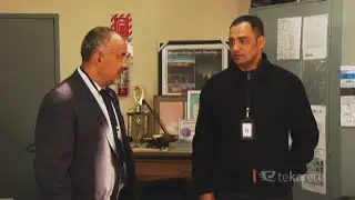 Minister drops in to Te Puea Marae