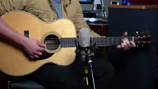 Martin OM-28 Standard Series Acoustic Guitar Demo