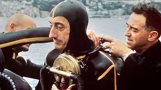 Into the Deep (The History of Deep Sea Exploration)