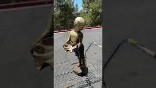 Bronze statue restoration with SFX continuous laser cleaner#laser cleaning machine#
