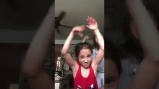 Violet Starr go crazy dance