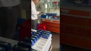 2. Checking appearance of EVE 100ah lifepo4 cell #lifepo4battery #lifepo4