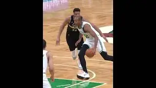 @alhorford with the drive & dish to @grantwill2   GAME 7 &bull; #NBAonABC
