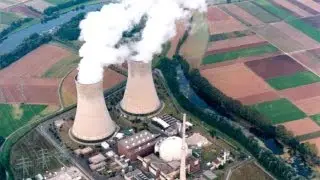 US Sets First Limits On Power Plant Carbon Emissions