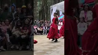 La vida 🌿es la bailarina y nosotros somos la danza. 💃&ldquo;Eckhart Tolle&rdquo;