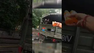 why people do like & respect army 🪖🧑&zwj;✈️🫂&hearts;️ #foxmohityt #bikerider#Helping #soldiers #respect #army