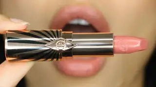 Charlotte Tilbury Hot Lips 2 IN LOVE WITH OLIVIA Quick Review Swatch Tutorial