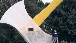 Nackawic NB - World&rsquo;s largest axe
