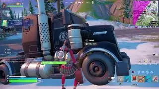 Fortnite The end of the Chapter 3 Season 2 game play girl