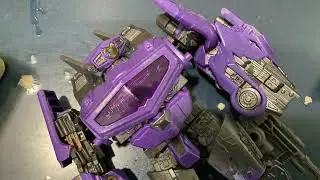 Optimus prime vs shockwave and sound wave