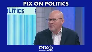 UFT president wants mayoral candidates to experience a day in the classroom