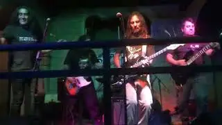 Cristal en vivo Los surrealistas de la frontera en vivo en DRAKKAR 