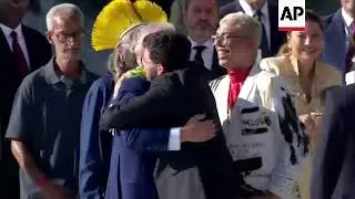 Newly sworn in Lula receives presidential sash