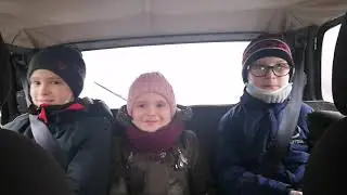 Прошли медкомиссию. Пеку шанежки.