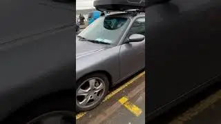 Porsche 996 911 Carrera 4 WITH ROOF BOX