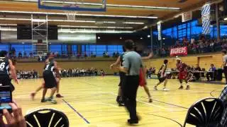 FC Bayern M&uuml;nchen Basketball vs. Toyota Alvark - Chevon Troutman scores with layup