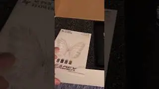 Unboxing a $700 1600W 80+ Titanium Power Supply
