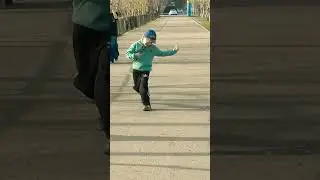 дарите женщинам цветы