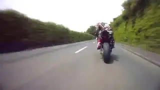 Conor Cummins - Textbook TT Overtake on Michael Rutter!