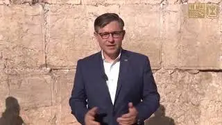 🚨WATCH: US House Speaker Mike Johnson at the Western Wall on Tisha B'Av